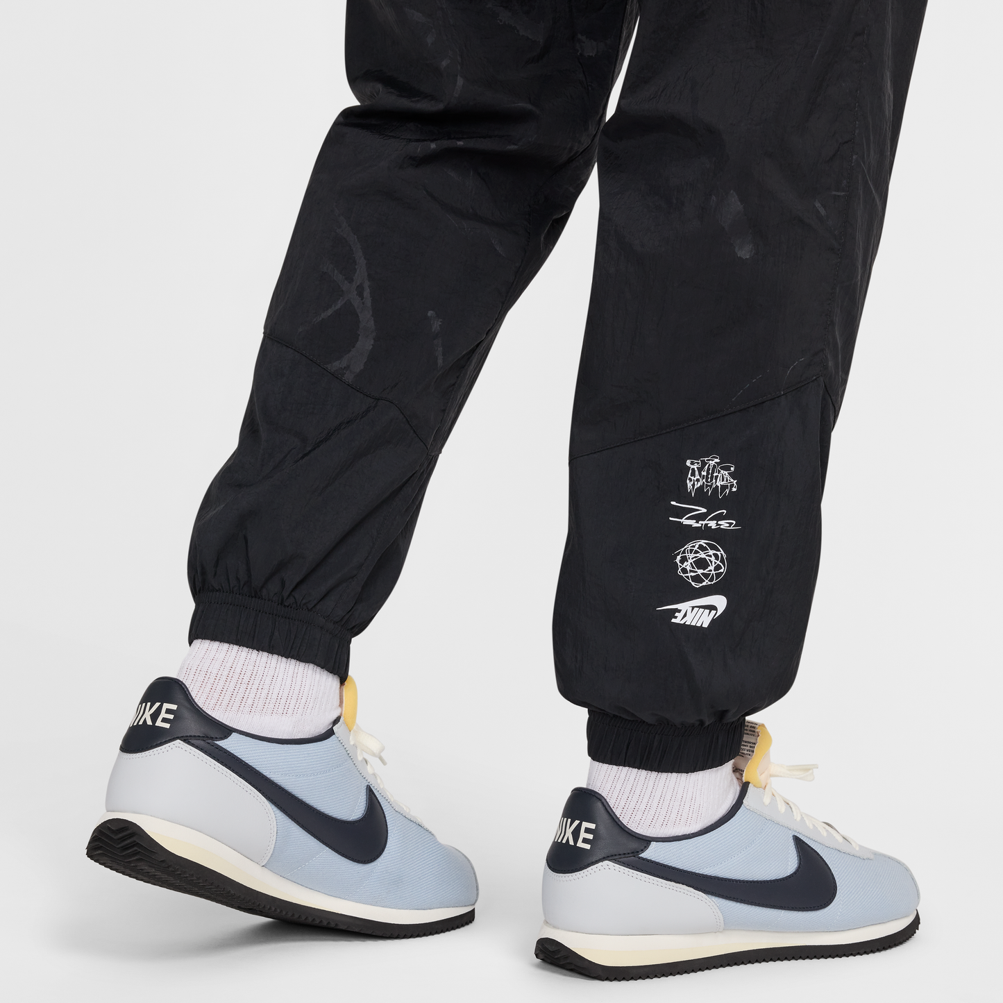 Nike x Futura Men's Breaking Lined Windrunner Pants